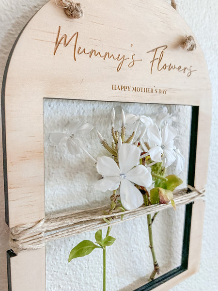 Hanging Flower Display - Shartruese