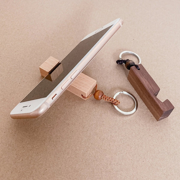 Personalised Bamboo Wireless Charger - ShartruesePhone Charger