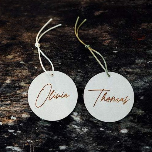 Zilvi Etched Script Ornament