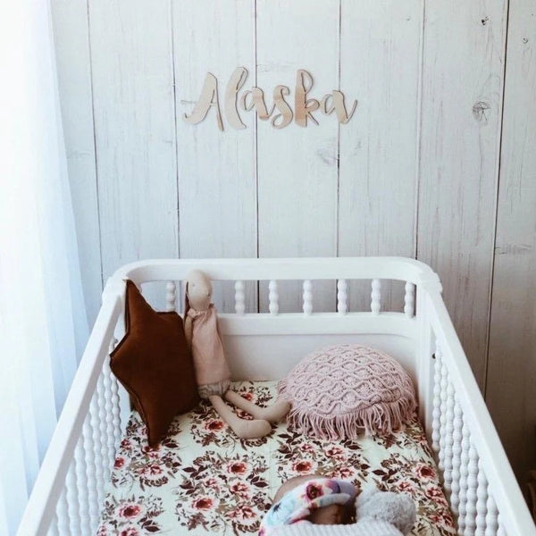 Zilvi Timber Wall Words - Script Font