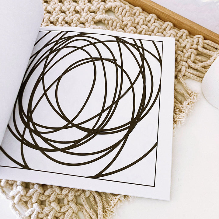 Easy &amp; Bold Colouring Book: Extra Thick Lines for Anxiety Relief - ShartrueseColouring Book