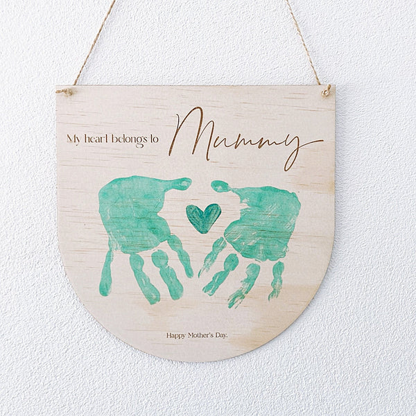 Mother's Day Heart Handprint Arch Plaque - Shartruese