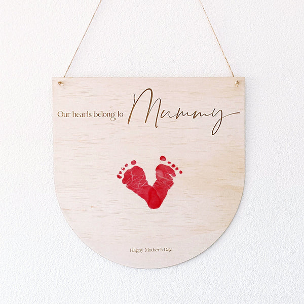 Mother's Day Heart Handprint Arch Plaque - Shartruese