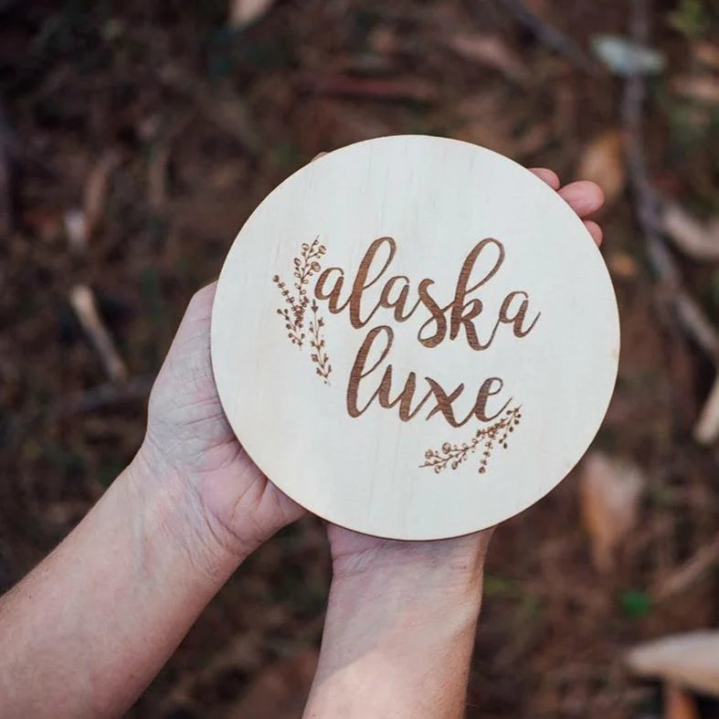 Zilvi Etched Name Plaque - Wildflower