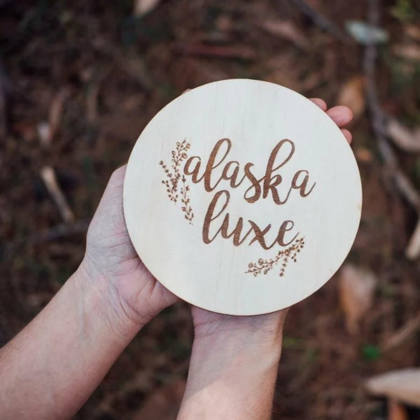 Zilvi Etched Name Plaque - Wildflower