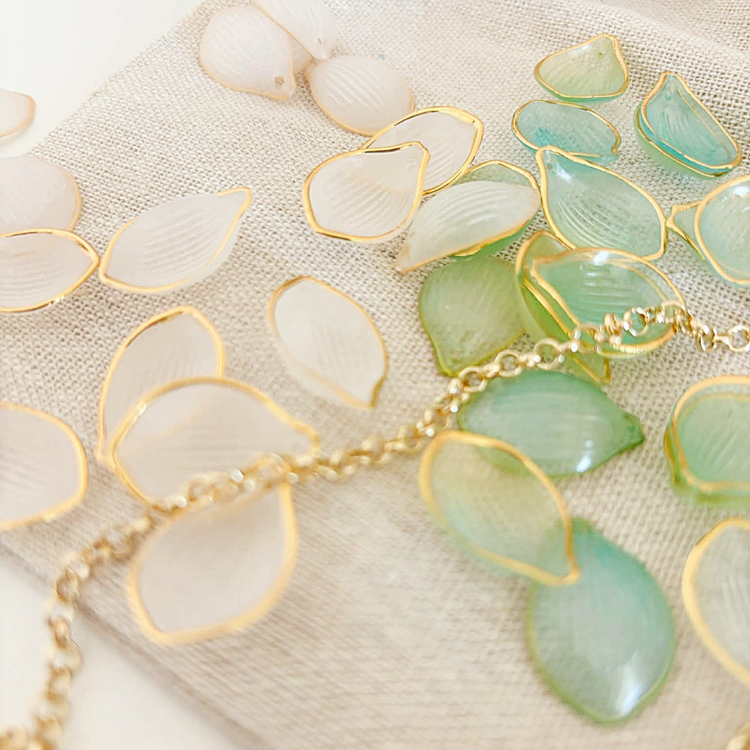 Personalised Arch Suncatcher | Gold Lined Leaf - ShartrueseMother&