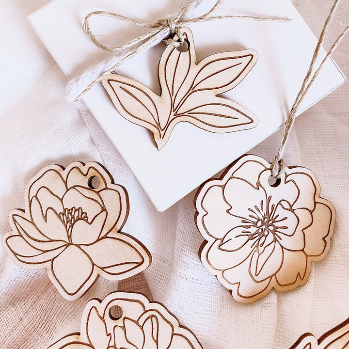 Essjay Florals Botanical Tag Set - Shartruese