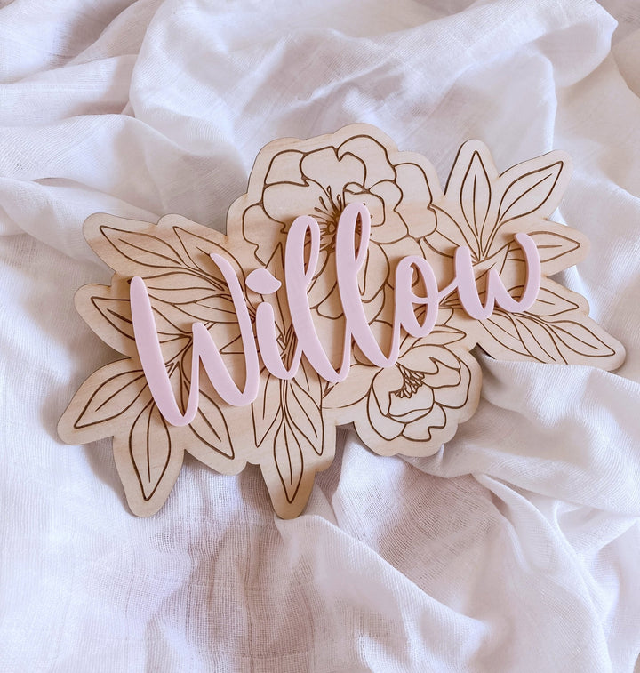 Essjay Florals Name Sign - Shartruese