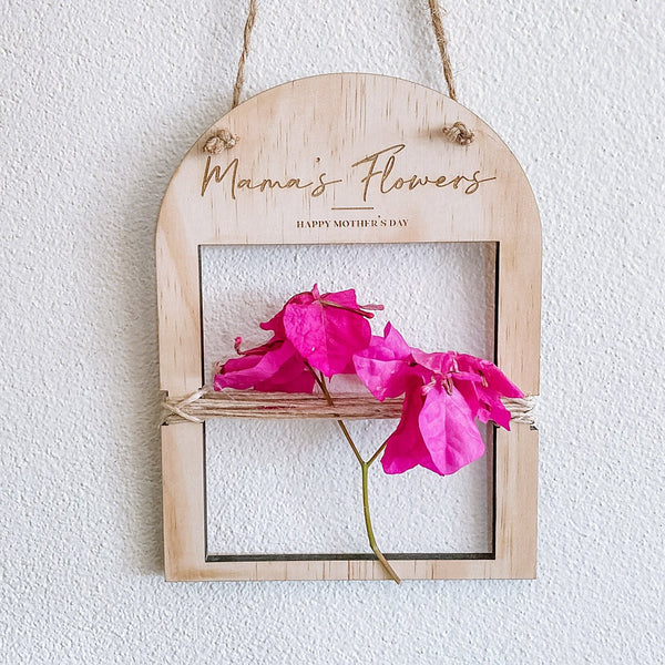 Hanging Flower Display - Shartruese