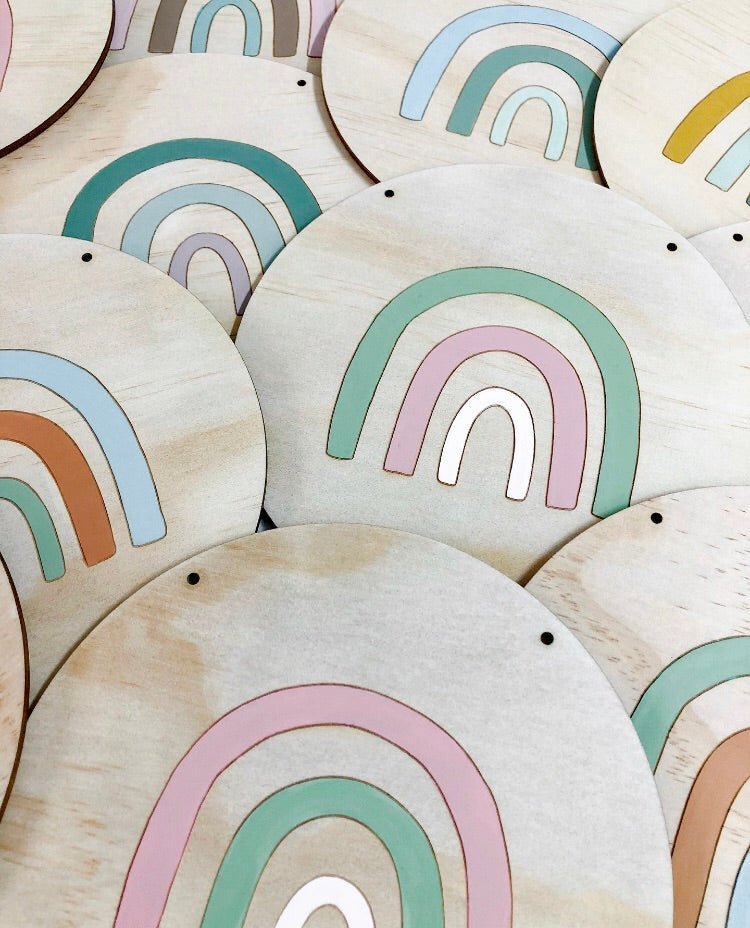 Mini Rainbow Wall Plaque - Shartruese