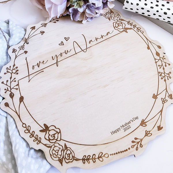 Wreathed Handprint/Drawing Plaque - Shartruese